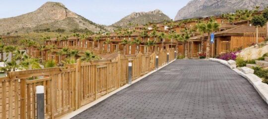 8 daagse vliegvakantie naar Magic Natura Animal Waterpark en Polynesian Resort in benidorm, spanje