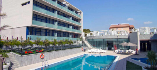 Apolo Suites